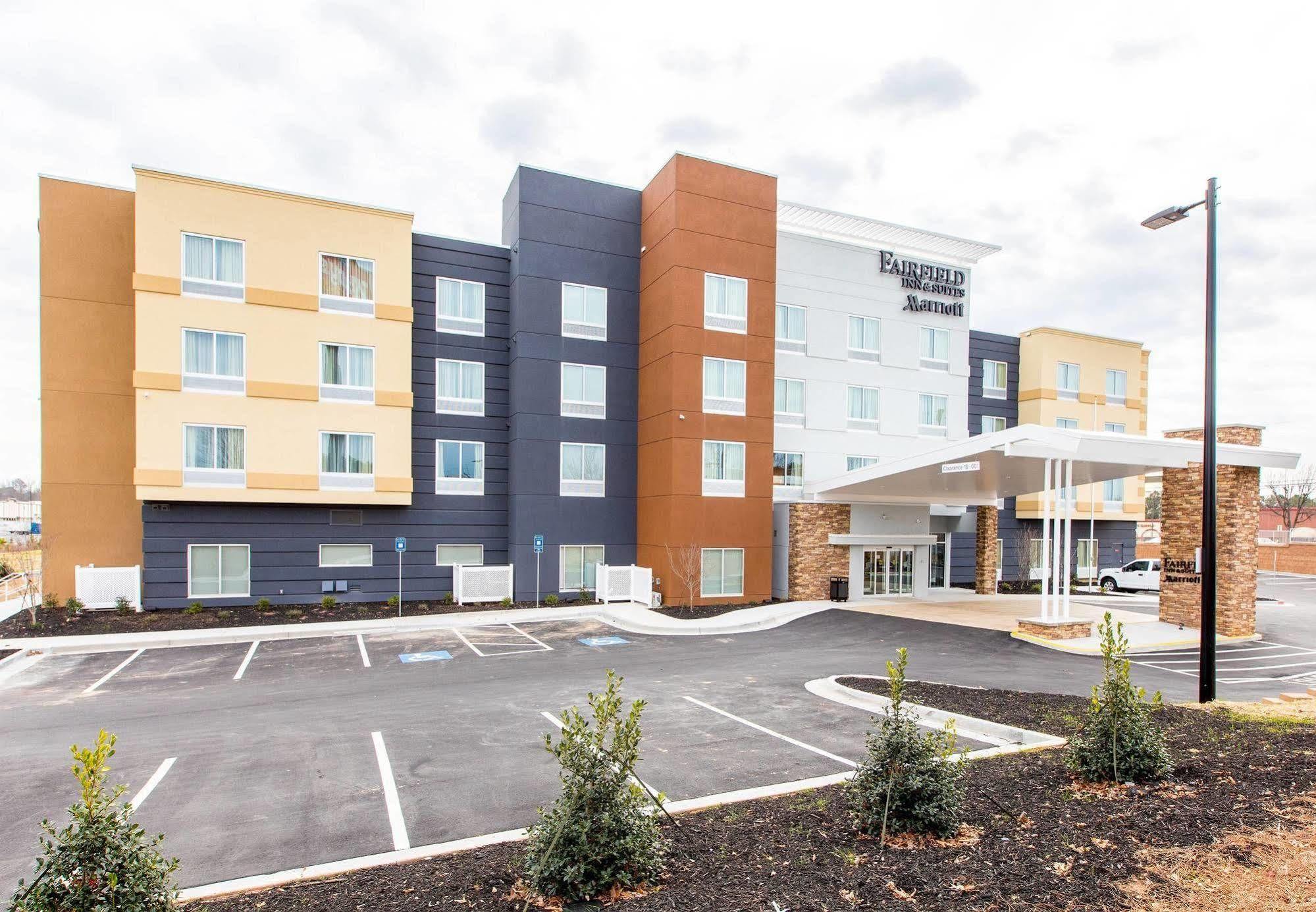 Fairfield Inn & Suites By Marriott Atlanta Акворт Экстерьер фото